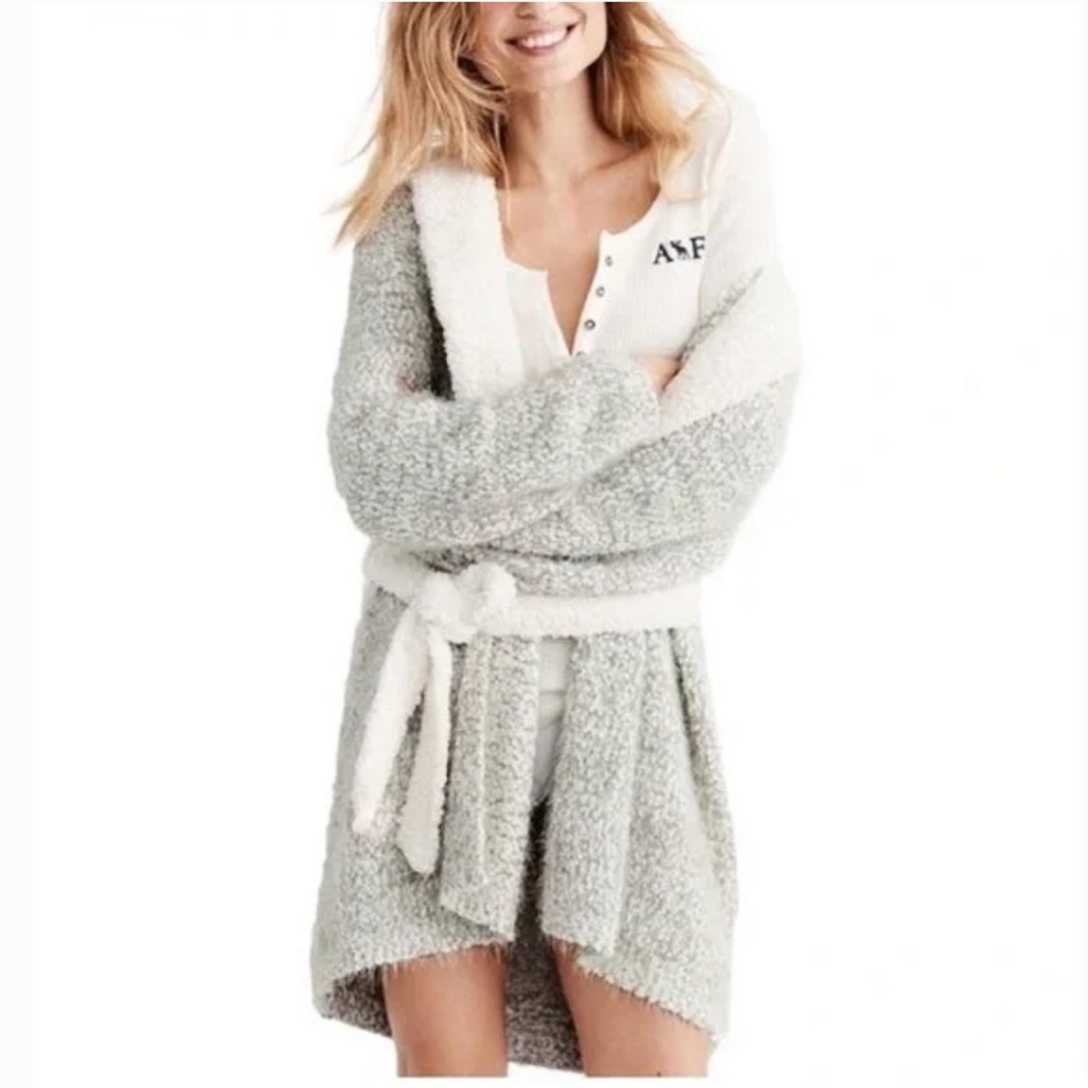 Abercrombie & Fitch  Sleepwear Collection Super Soft Robe Size XS/S